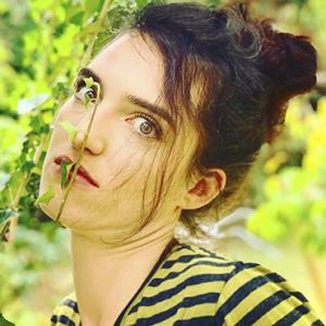 Zoé Thouron